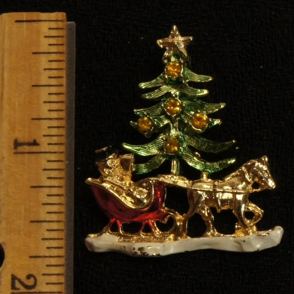 Vintage Christmas Tree‎ Sleigh Horse Brooch Enamel Rhinestone Holiday Pin